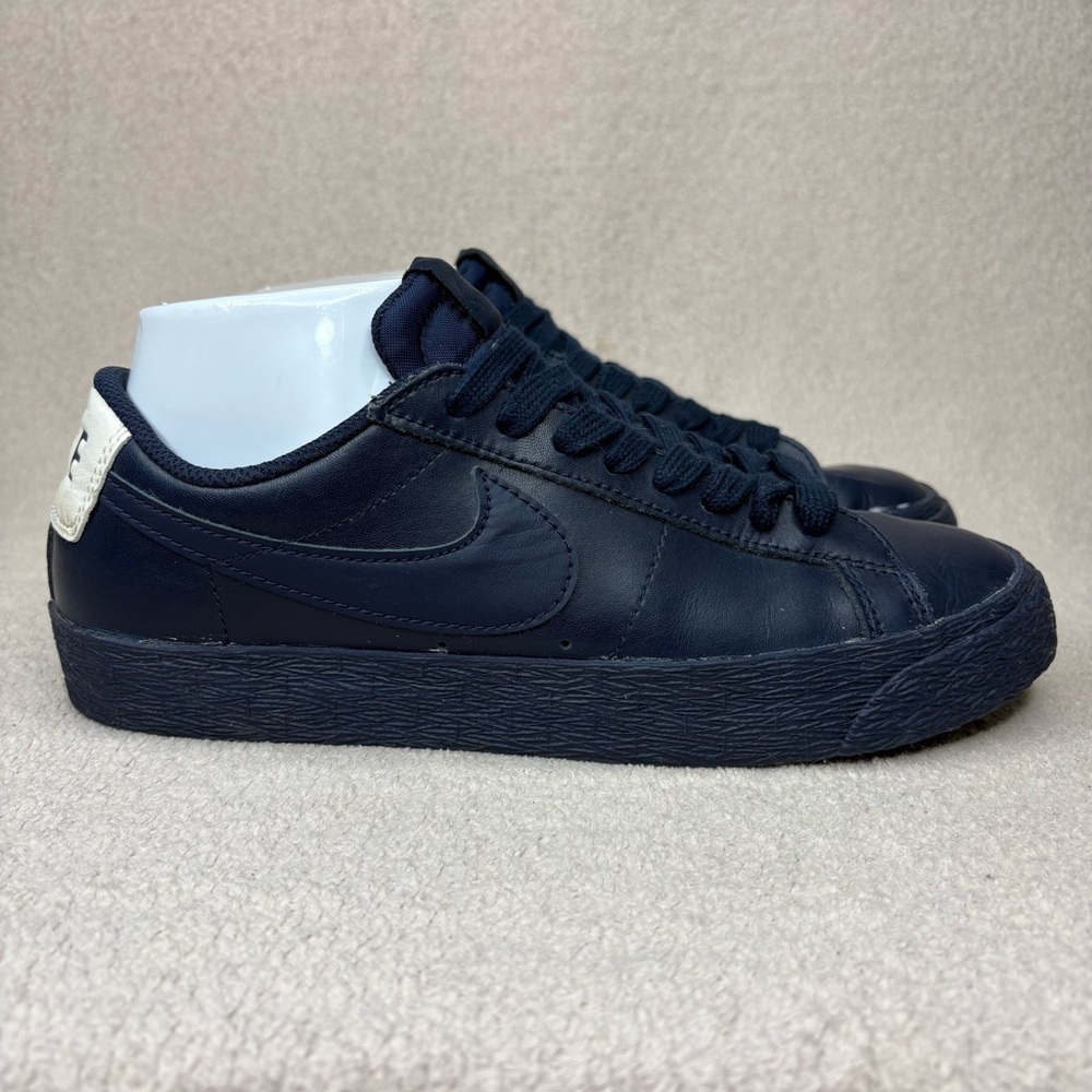 Nike SB Zoom Blazer Low Leather Sneakers Mens 7 Obsidian Navy Blue Sporty Shoes
